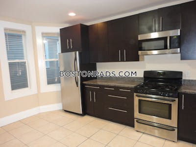 Jamaica Plain Lovely 4 Beds 1 Bath on Washington St Boston - $4,150 No Fee